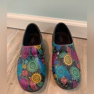 CROCS Dual Comfort Size- 7 W